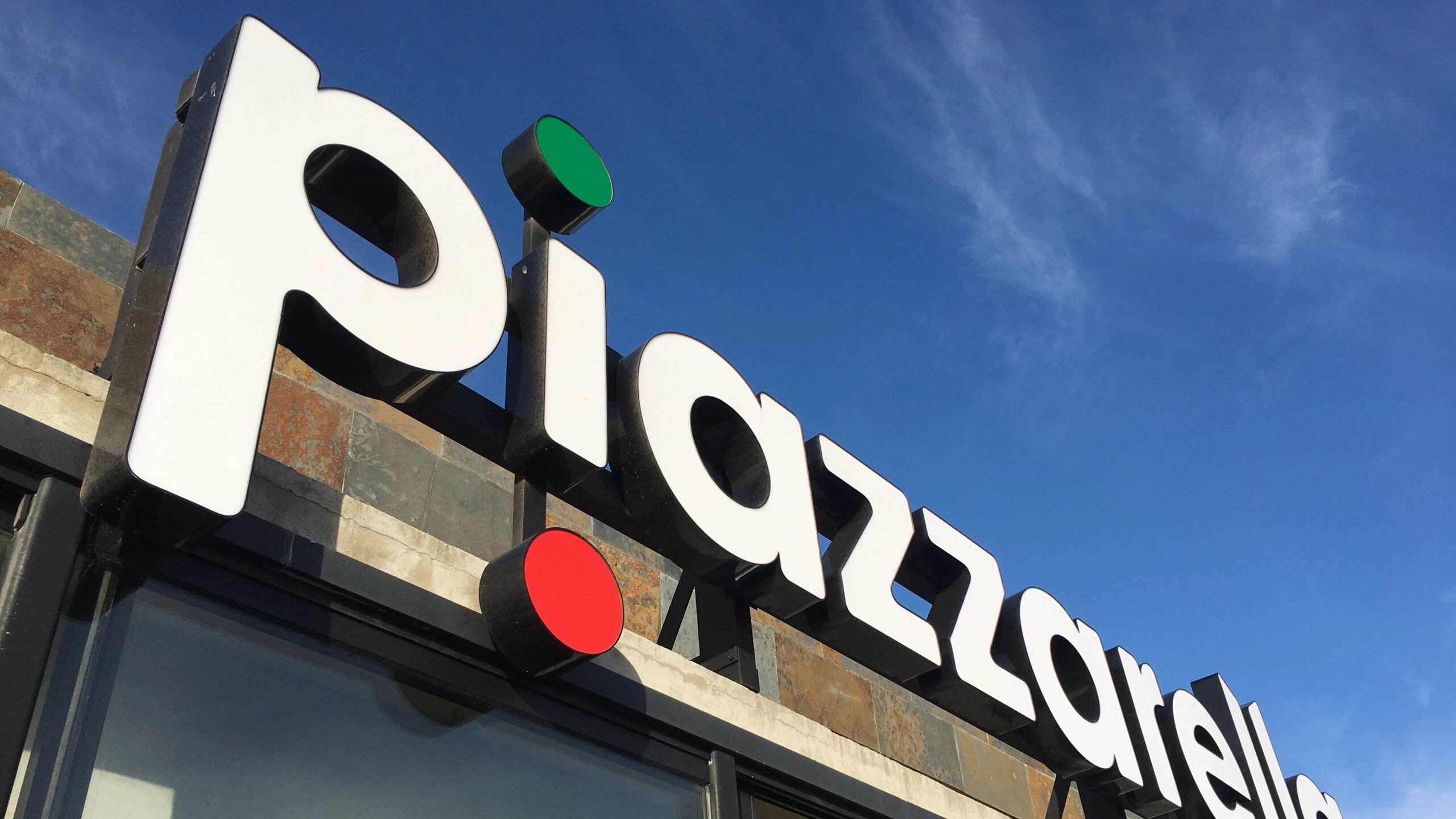 Piazzarella — Elevar o fast food italiano — imagen 4