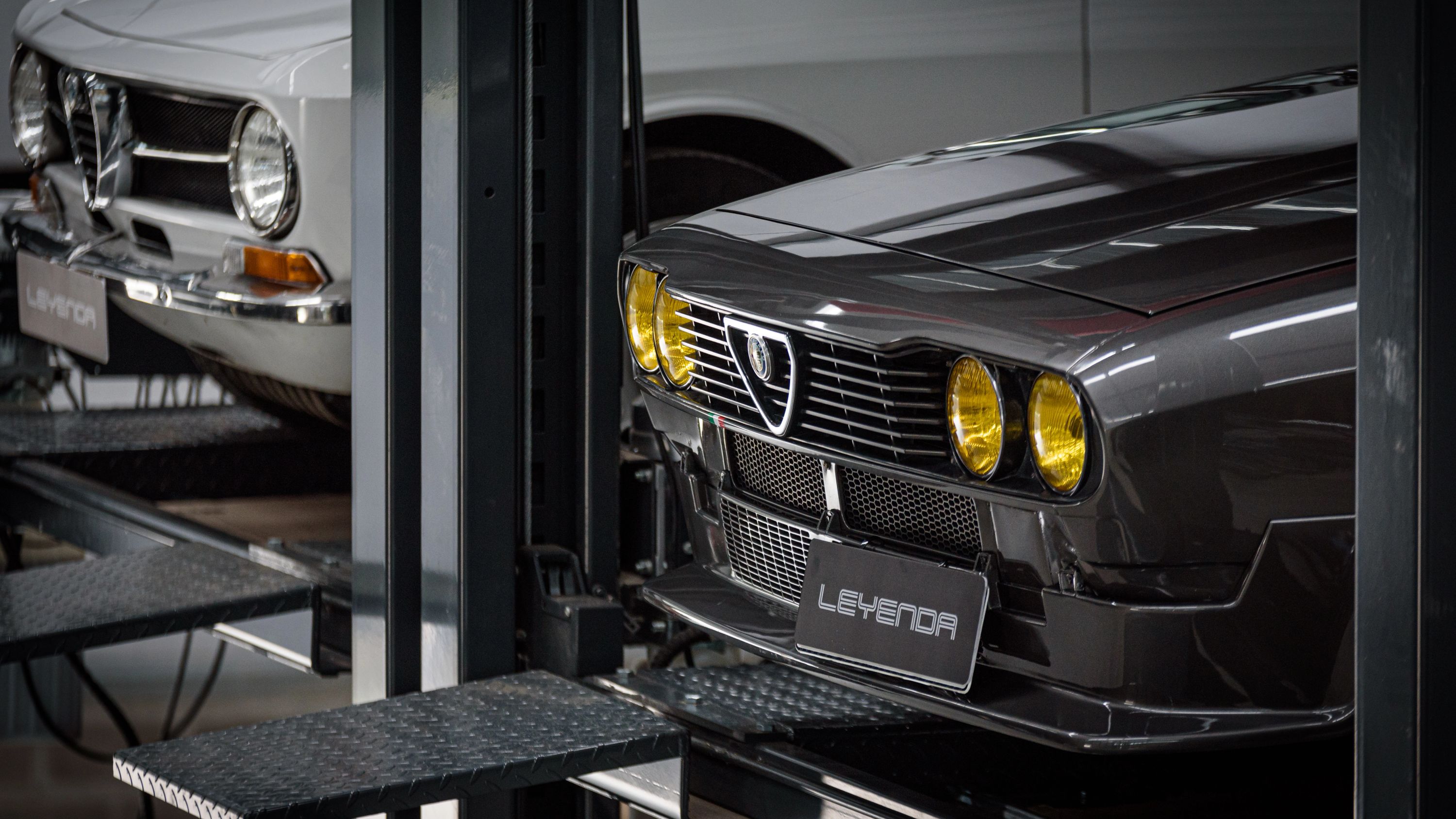 Leyenda — Estrategia y diseño de marca para un espacio dedicado al automóvil — imagen 2