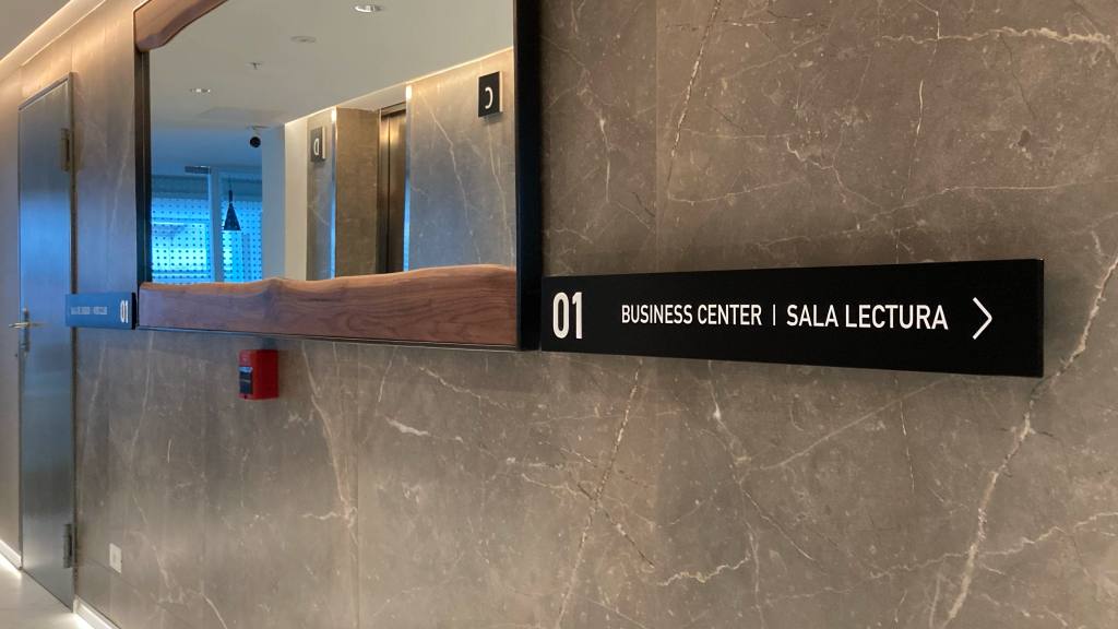 JOY Tower Montevideo — Identity and comprehensive signage system for a premium experience — imagen 2
